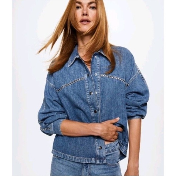 MNG Mango Denim Shirt Size 6 Blue Studded Snap Oversized Boho Western - Picture 1 of 14